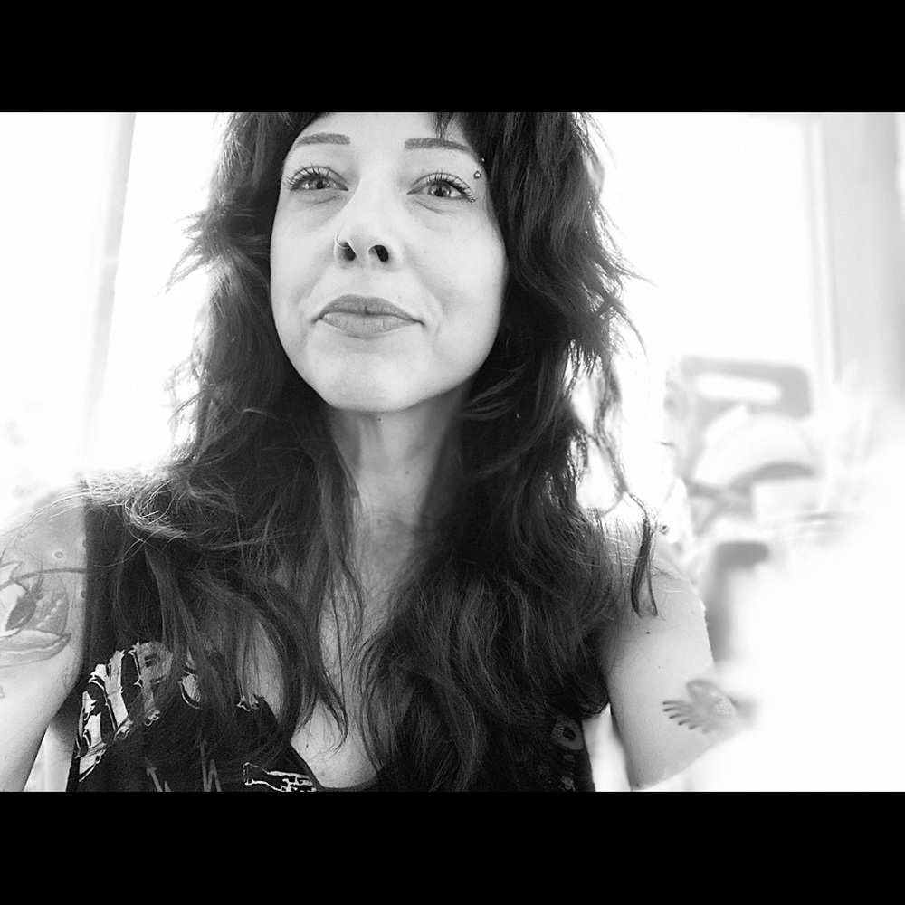 Meet your Posher, Kelly